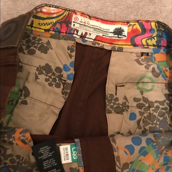 LRG - Picture 3 of 3